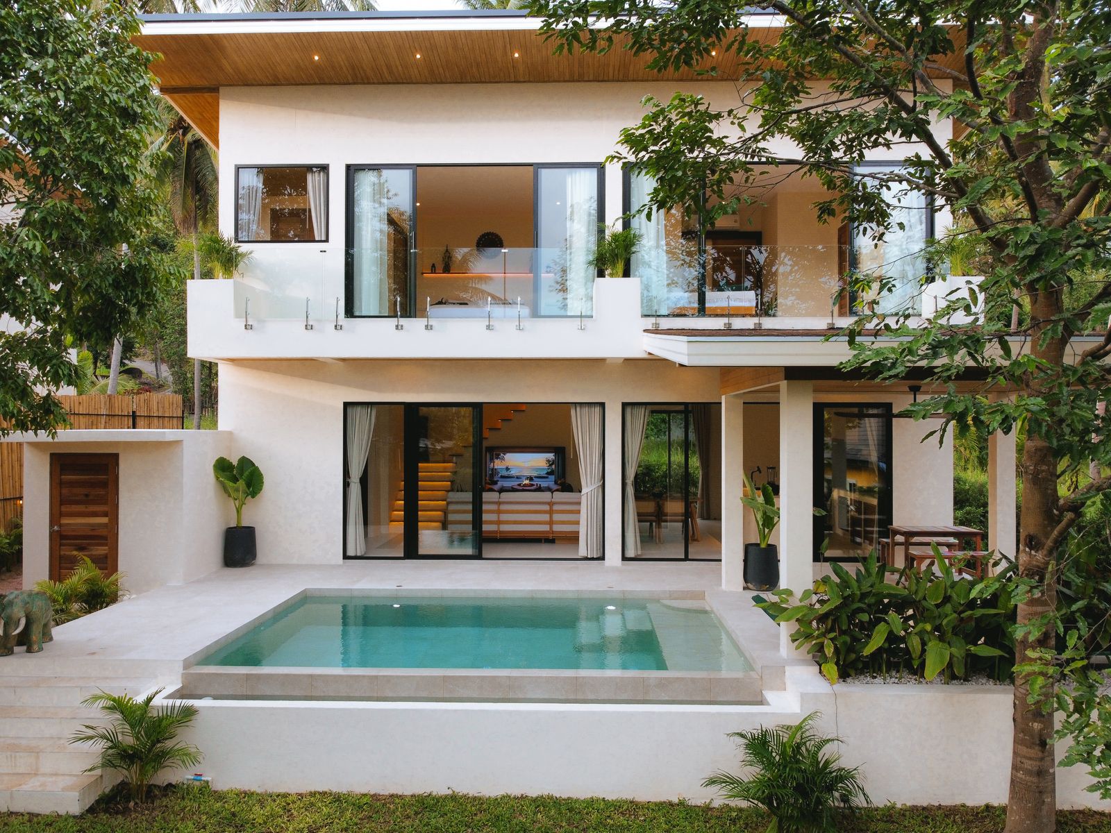 Exteriors & Aerials
