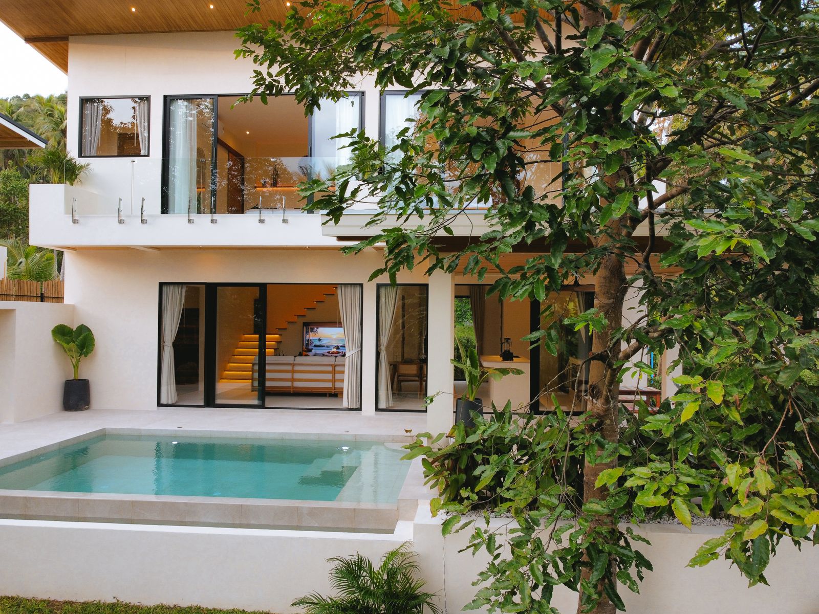 Exteriors & Aerials