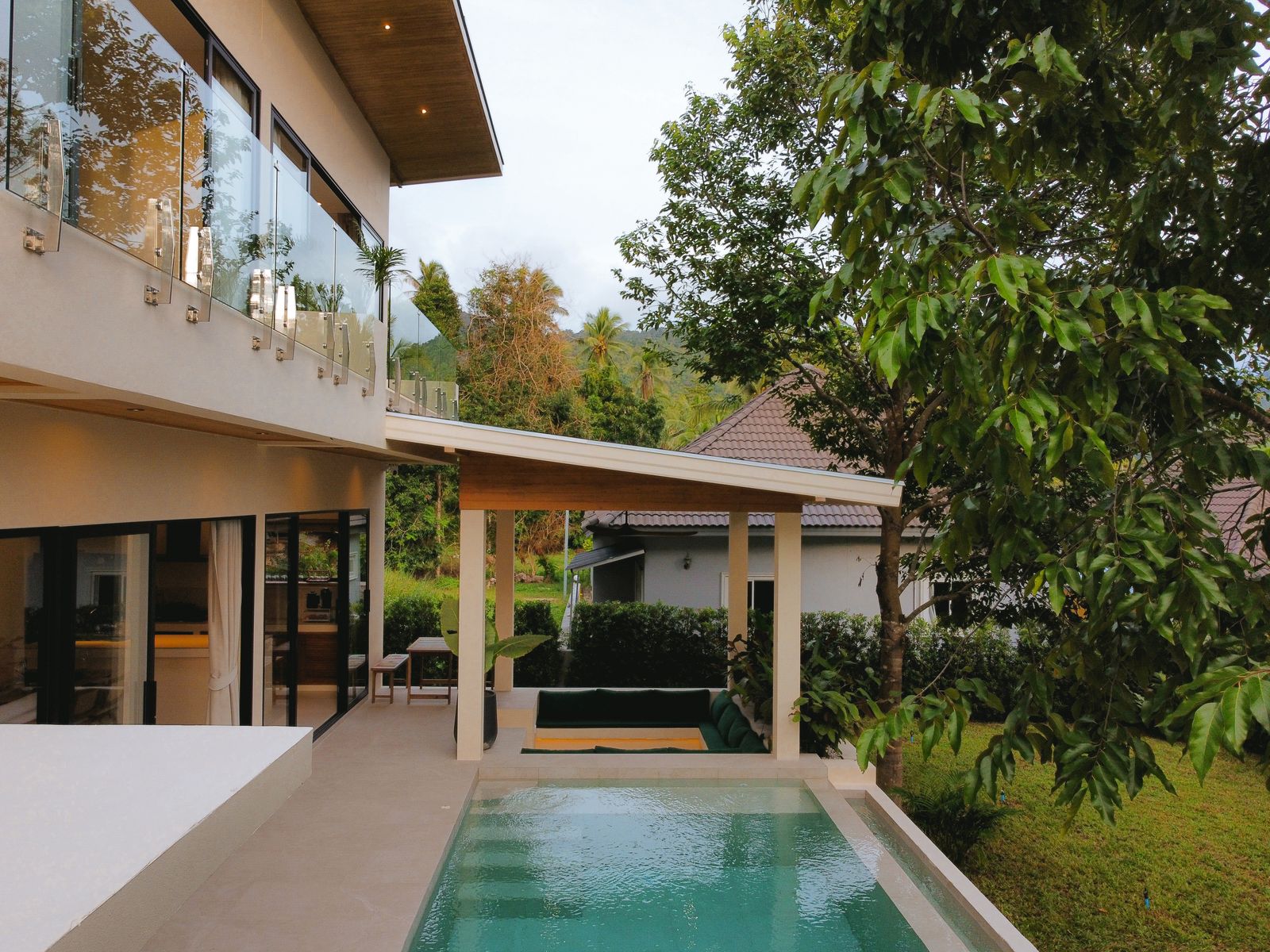 Exteriors & Aerials