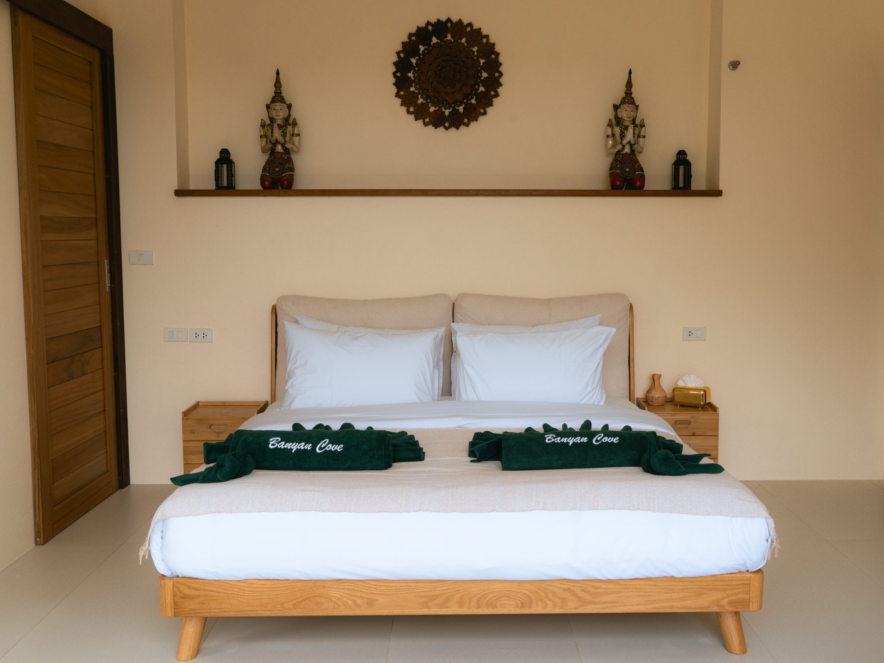 Second ensuite bedroom
